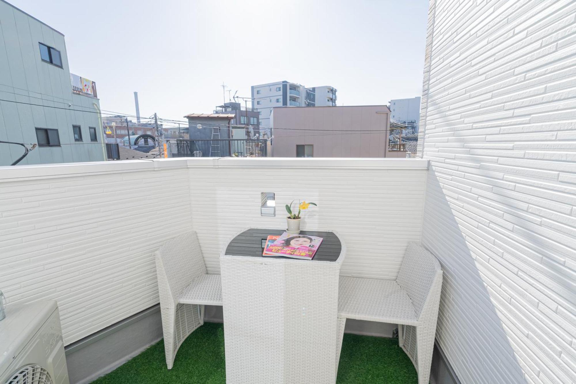 I Skytreeまで14分 最大10人 新築 一戸貸 Wifi完備 洗濯乾燥機 駐車場二台分 植物好き 東京都